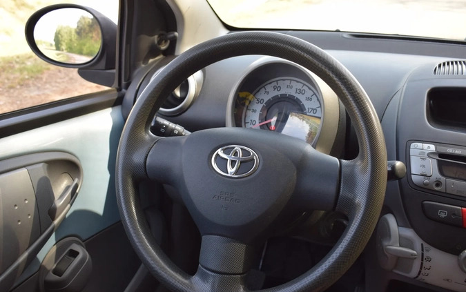 Toyota Aygo cena 7900 przebieg: 157800, rok produkcji 2006 z Raszków małe 191